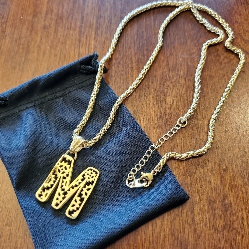 GOLD TONE filigree initial M necklace‎